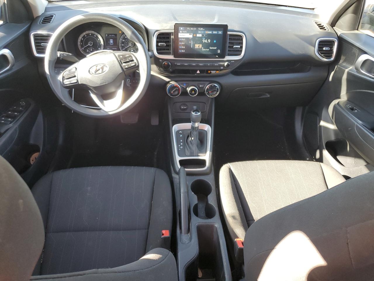 2021 Hyundai Venue VIN KMHRB8A33MU118885 Copart auction photo, front end / side damage thumbnail 8