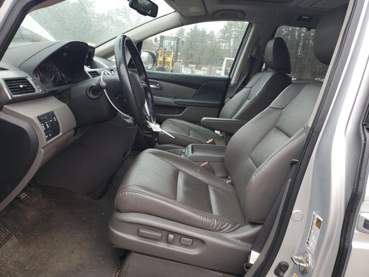 2014 Honda Odyssey VIN 5FNRL5H94EB099655 Copart auction photo, front end / minor dent/scratches damage thumbnail 7