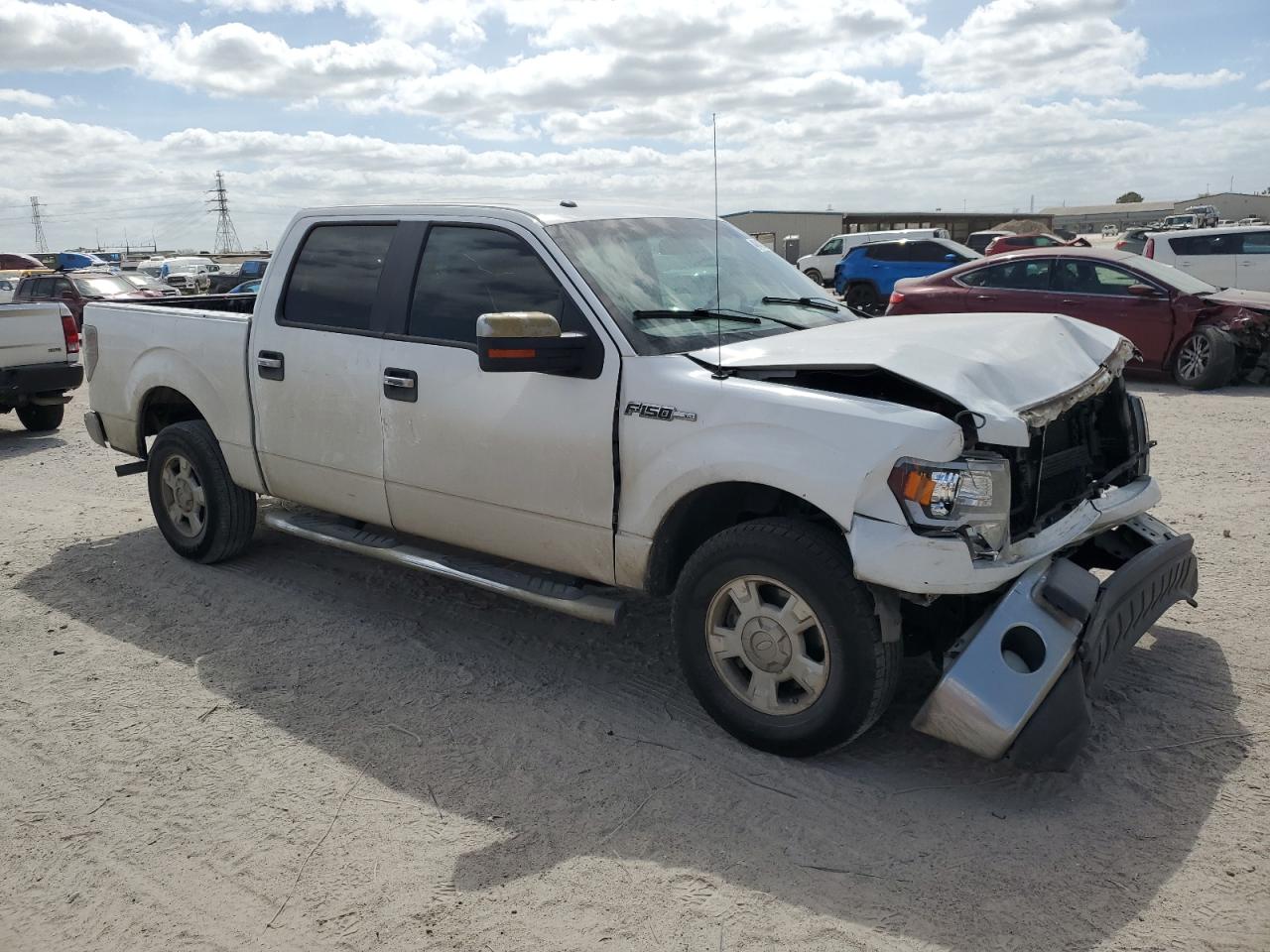 2013 Ford F-150 VIN 1FTEW1CM0DKE02037 Copart auction photo, front end / side damage thumbnail 4