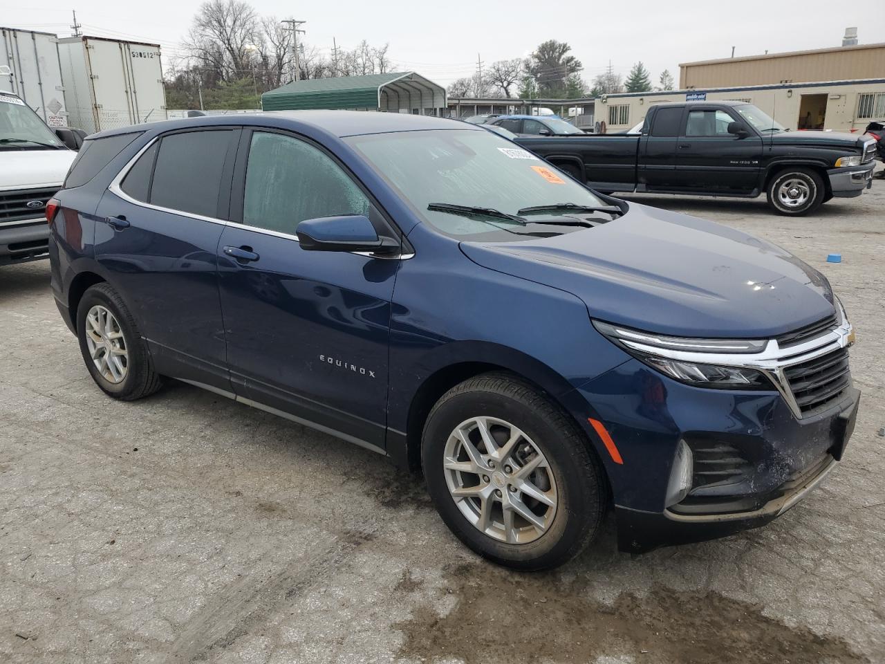 2022 Chevrolet Equinox VIN 3GNAXKEV4NL311044 Copart auction photo, water/flood damage thumbnail 4