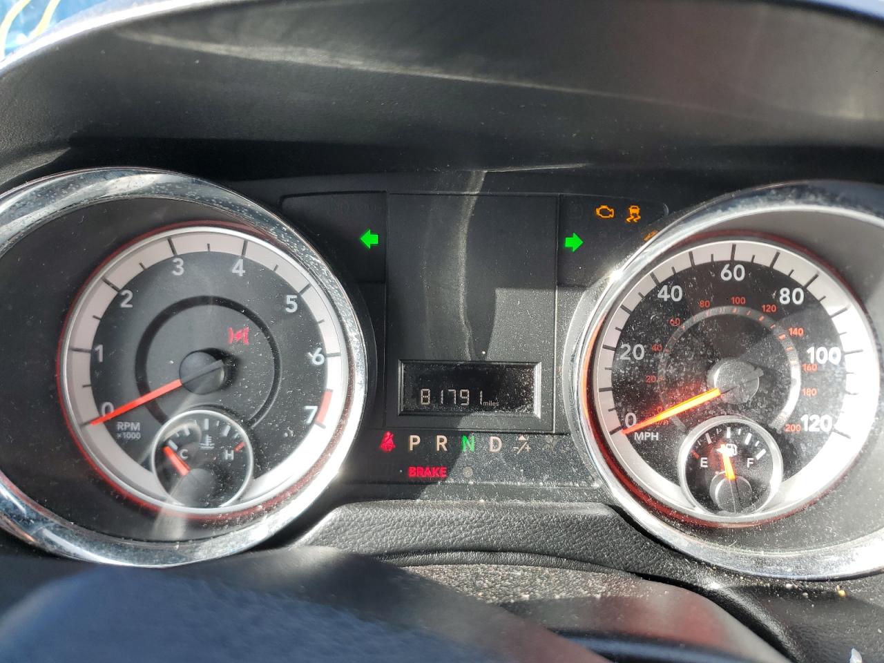 2019 Dodge Caravan VIN 2C4RDGCG3KR755309 Copart auction photo, minor dent/scratches damage thumbnail 9