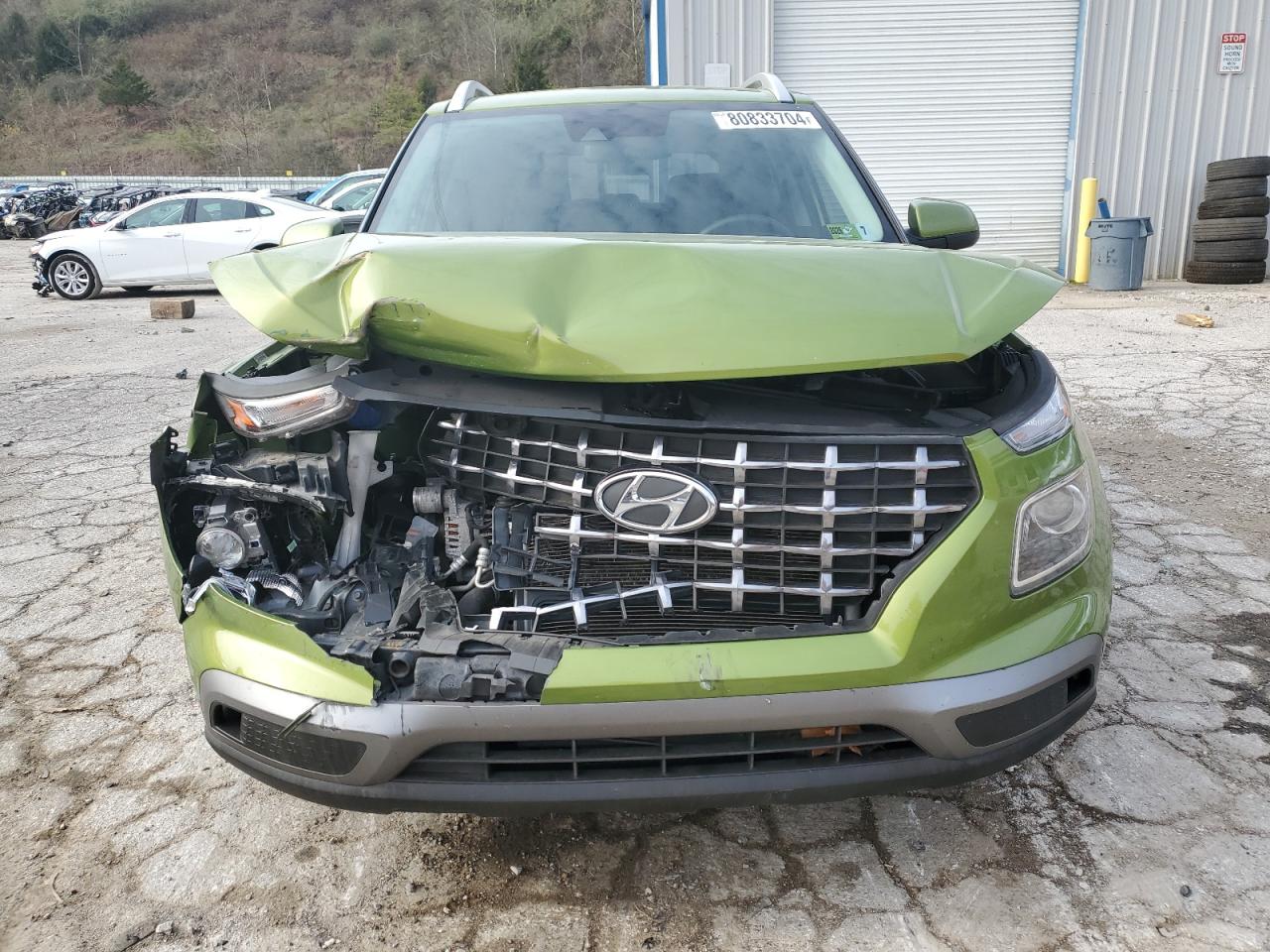 2020 Hyundai Venue VIN KMHRC8A38LU037716 Copart auction photo, front end / side damage thumbnail 5