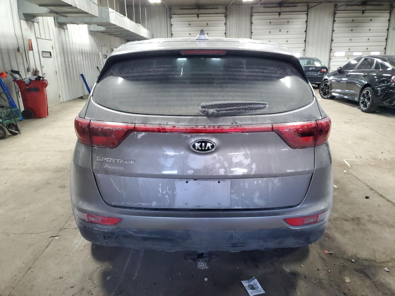 2018 KIA Sportage VIN KNDPMCAC8J7416920 Copart auction photo, vandalism damage thumbnail 6