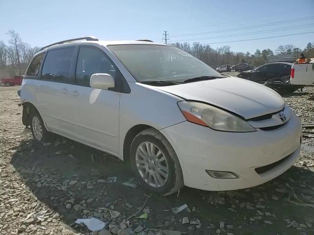 2008 Toyota Sienna VIN 5TDZK22C78S113652 Copart auction photo, rear end damage thumbnail 11