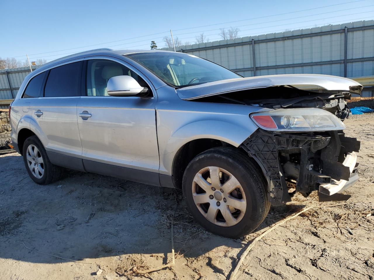 2007 Audi Q7 VIN WA1BY74L47D073366 Copart auction photo, front end / minor dent/scratches damage thumbnail 4