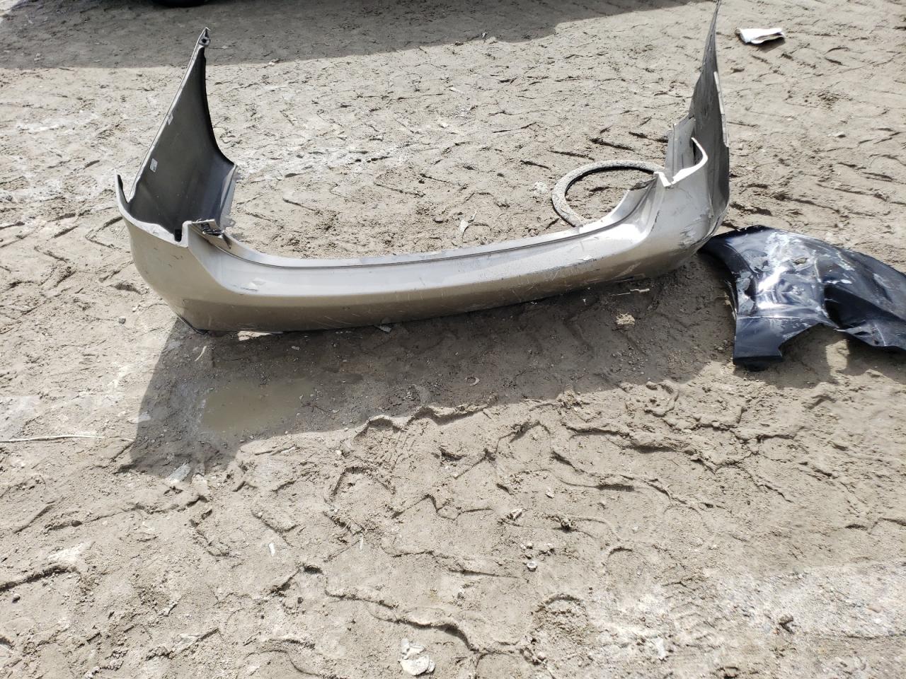 2010 Lexus LS VIN JTHBL5EF7A5099767 Copart auction photo, front end damage thumbnail 13