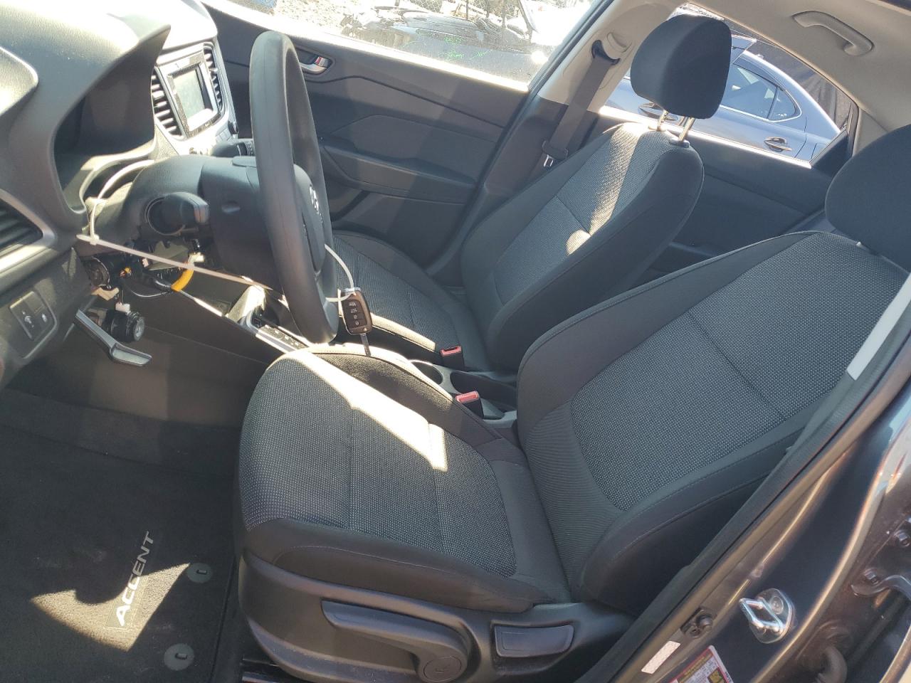 2020 Hyundai Accent VIN 3KPC24A61LE093379 Copart auction photo, front end / minor dent/scratches damage thumbnail 7