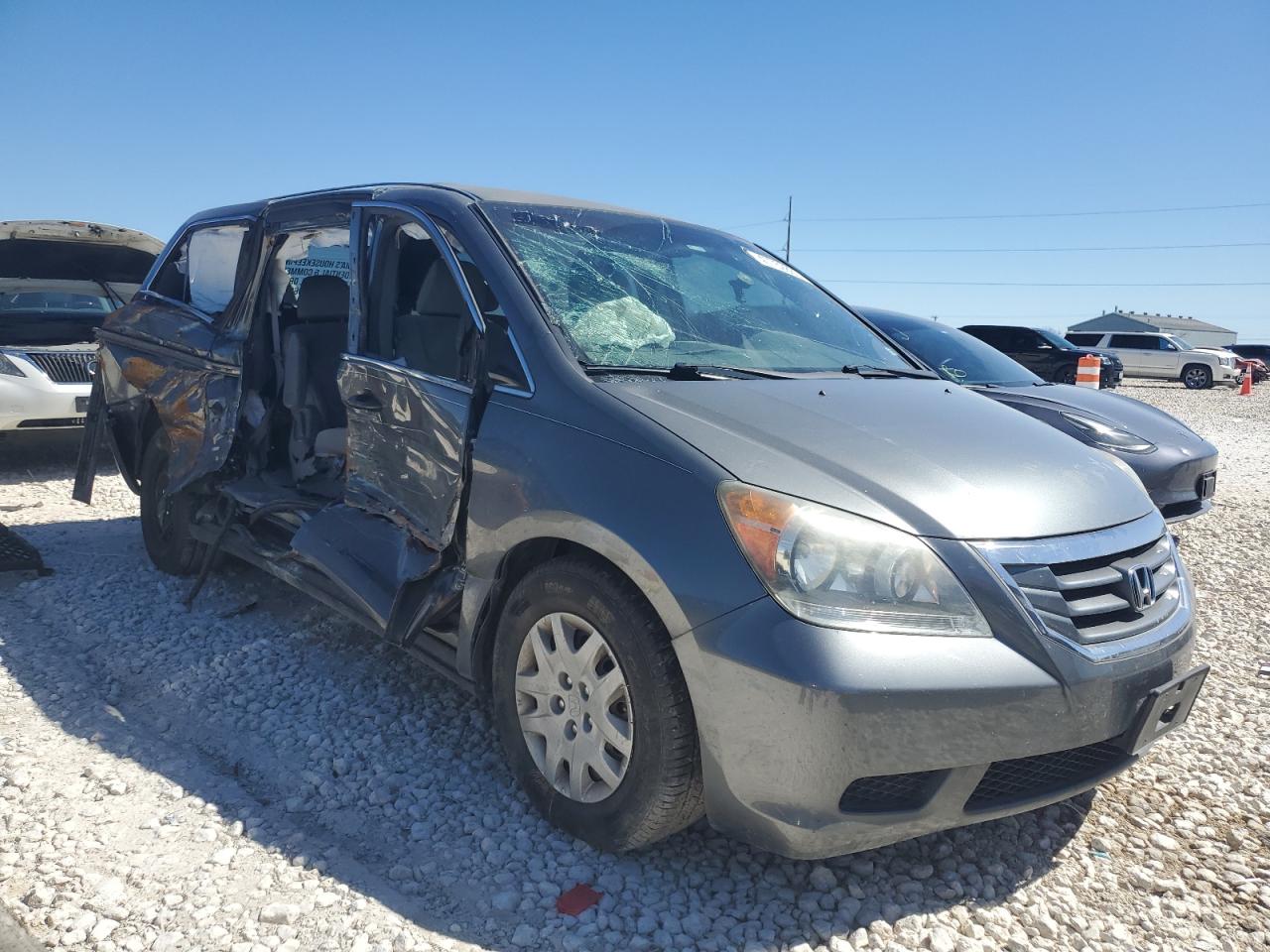 2009 Honda Odyssey VIN 5FNRL38229B051049 Copart auction photo, side / minor dent/scratches damage thumbnail 4