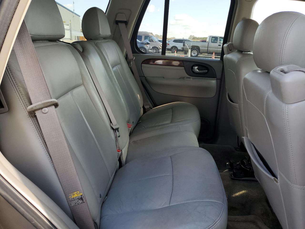 2005 GMC Envoy VIN 1GKET63M752371820 Copart auction photo, side damage thumbnail 10