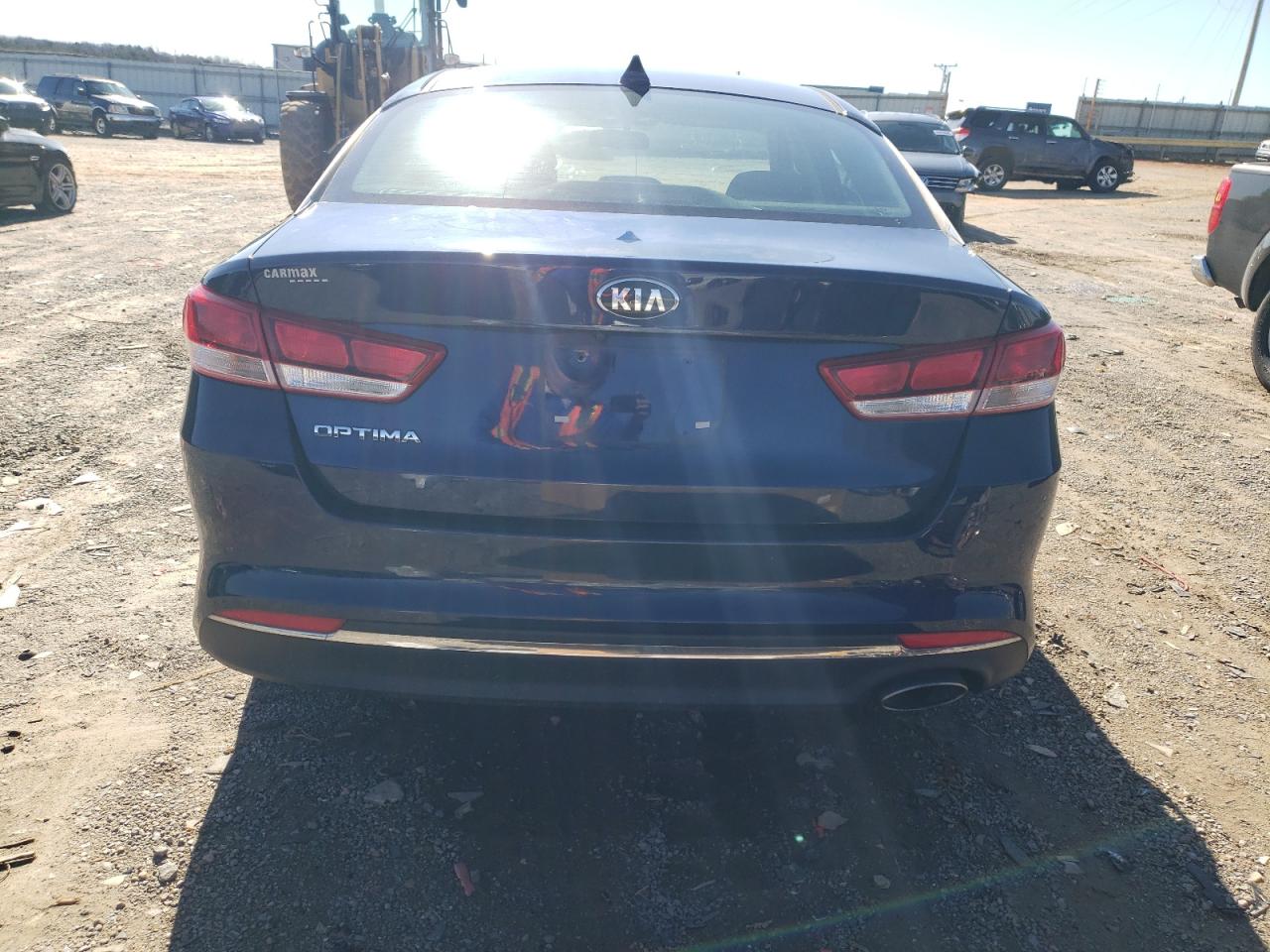 2017 KIA Optima VIN 5XXGT4L34HG163053 Copart auction photo, front end / side damage thumbnail 6