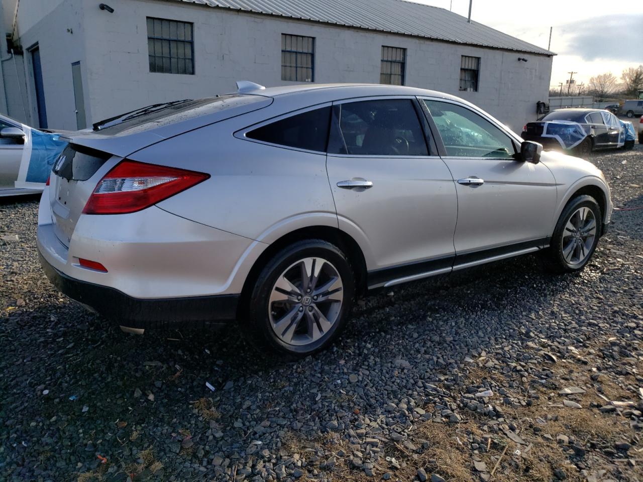 2013 Honda Crosstour VIN 5J6TF2H50DL001249 Copart auction photo, rear end / front end damage thumbnail 3