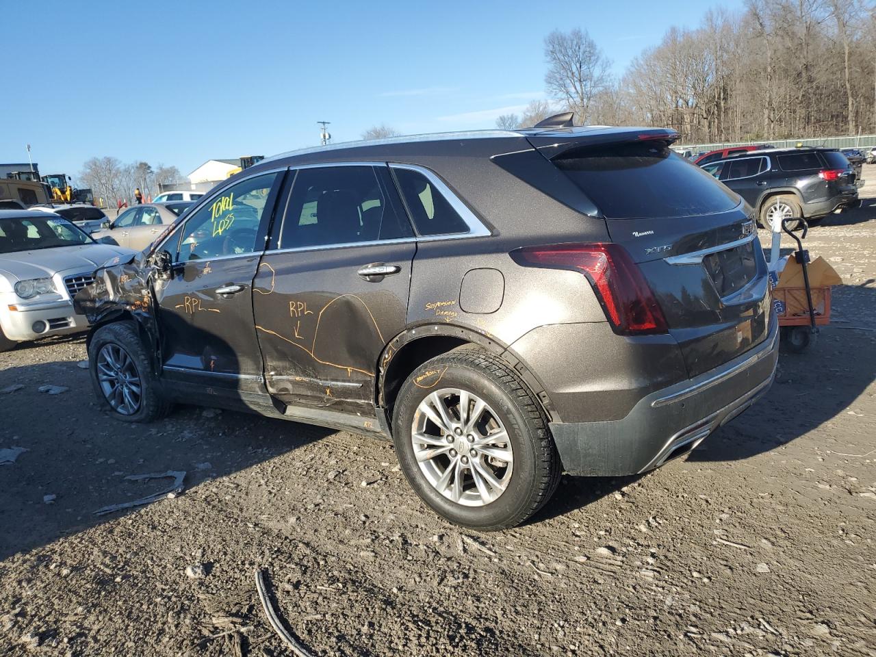 2020 Cadillac XT5 VIN 1GYKNCRS0LZ115739 Copart auction photo, all over damage thumbnail 2