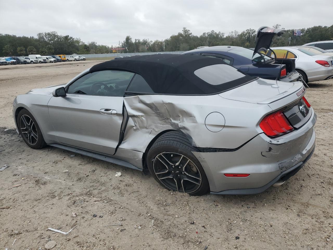 2020 Ford Mustang VIN 1FATP8UH3L5120377 Copart auction photo, rear end damage thumbnail 2