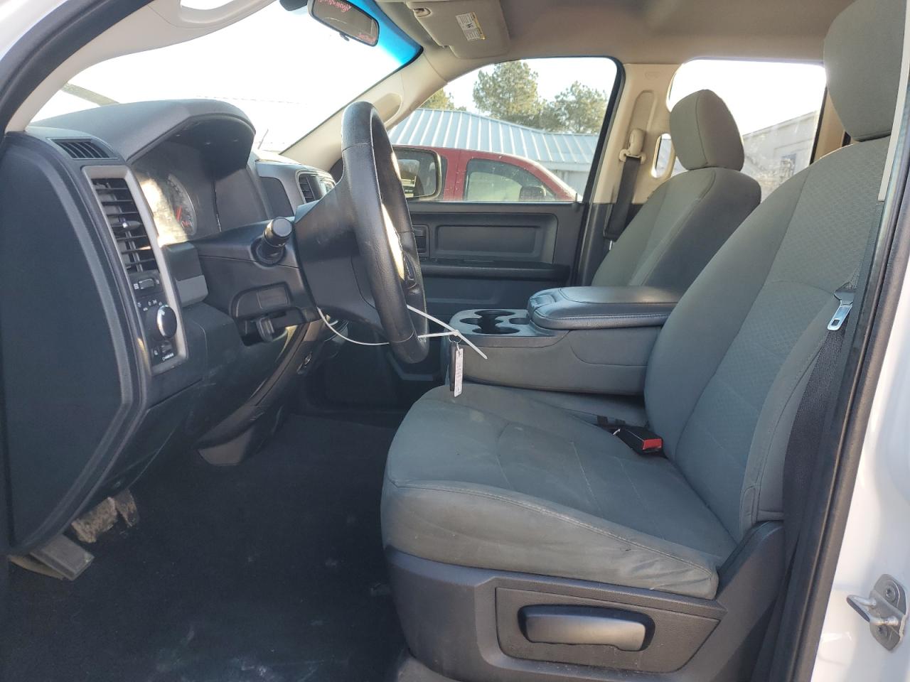 2015 RAM 1500 VIN 1C6RR6FG1FS628836 Copart auction photo, side / front end damage thumbnail 7