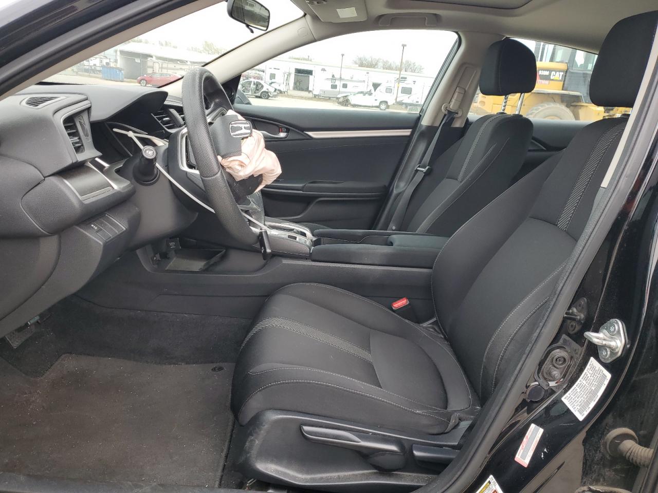 2017 Honda Civic VIN 19XFC2F7XHE220699 Copart auction photo, side / front end damage thumbnail 7