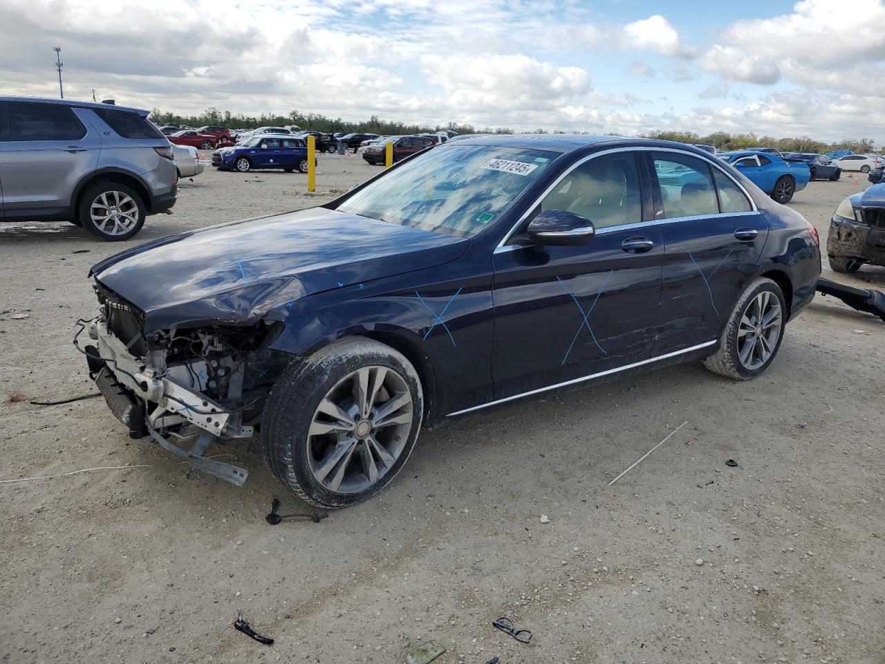 2015 Mercedes-Benz C-klasse VIN 55SWF4KBXFU081564