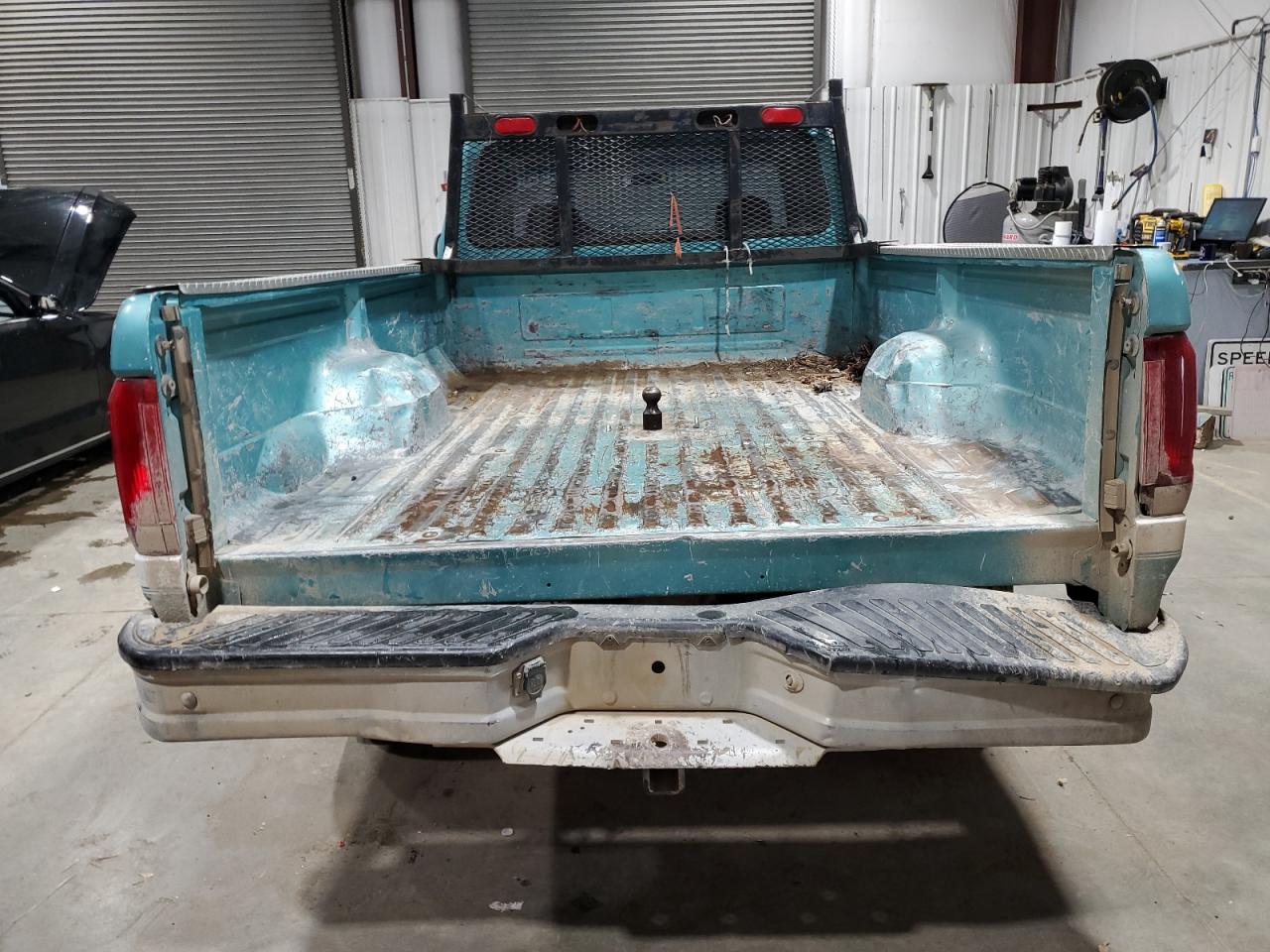 1995 Ford F250 VIN 1FTHX26HXSKB04767 Copart auction photo, all over / mechanical damage thumbnail 6