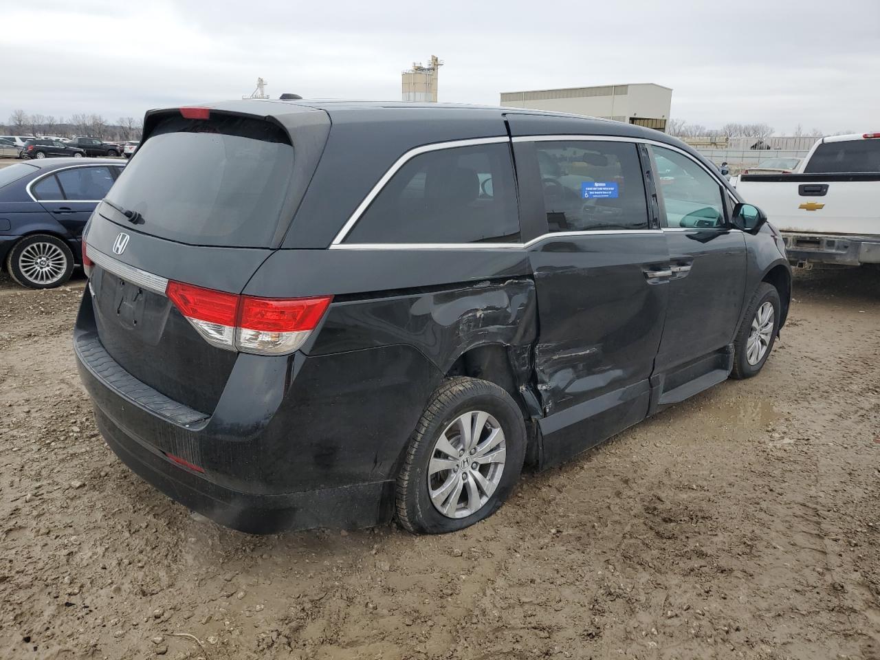 2016 Honda Odyssey VIN 5FNRL5H68GB089820 Copart auction photo, all over damage thumbnail 3