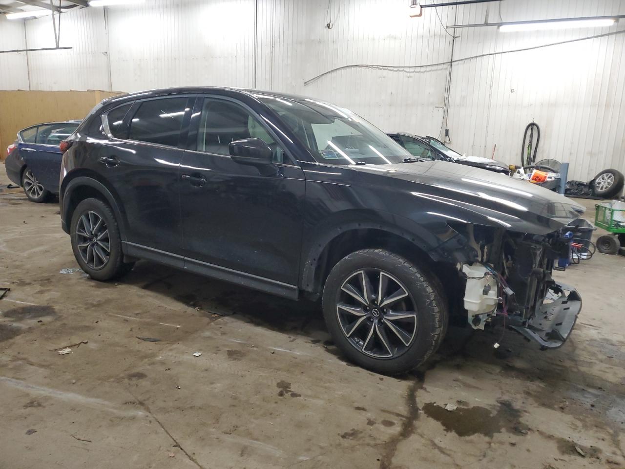 2017 Mazda CX-5 VIN JM3KFBDL8H0183240 Copart auction photo, front end damage thumbnail 4