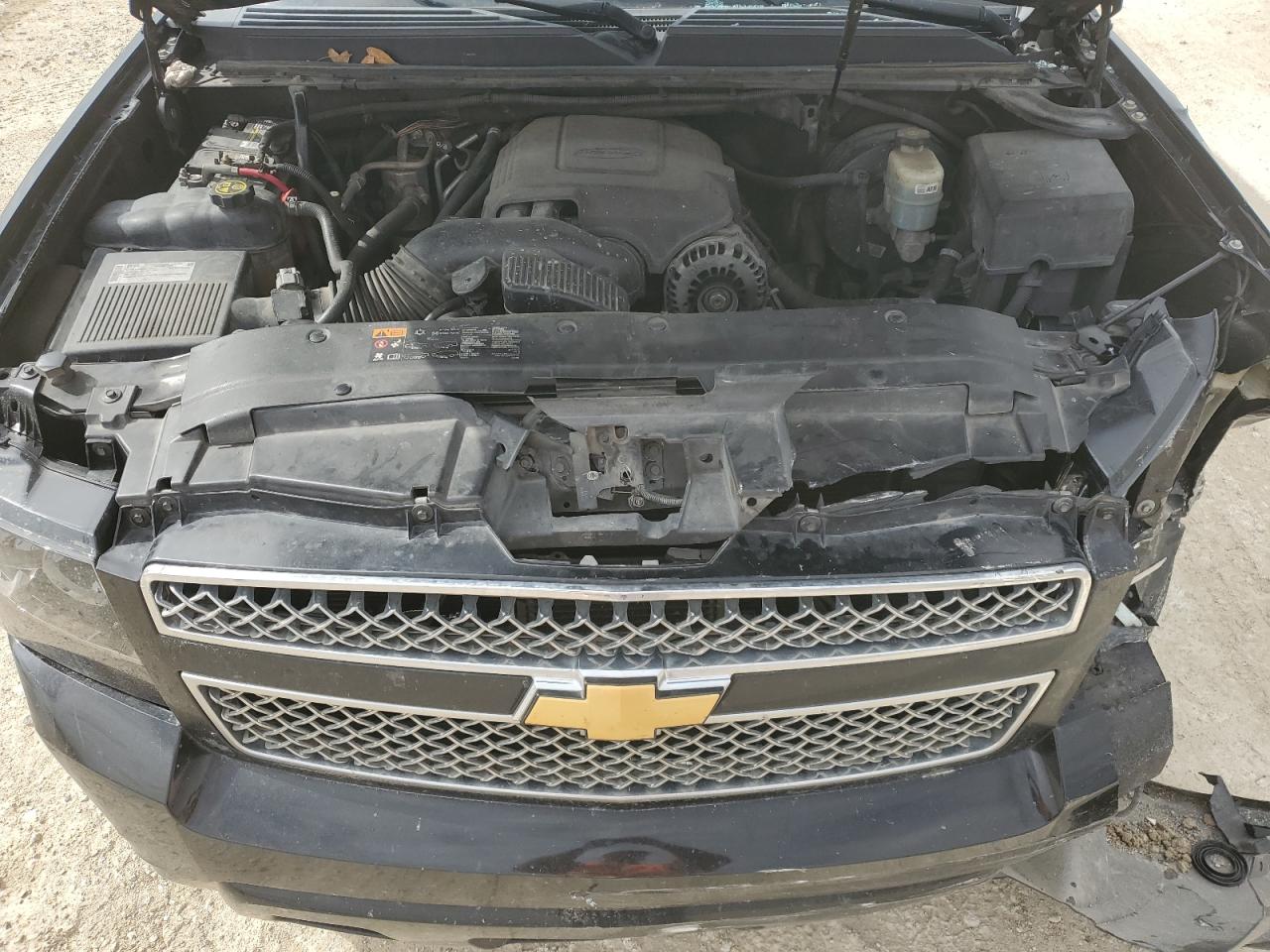 2013 Chevrolet Tahoe VIN 1GNSCBE0XDR205550 Copart auction photo, front end / minor dent/scratches damage thumbnail 13