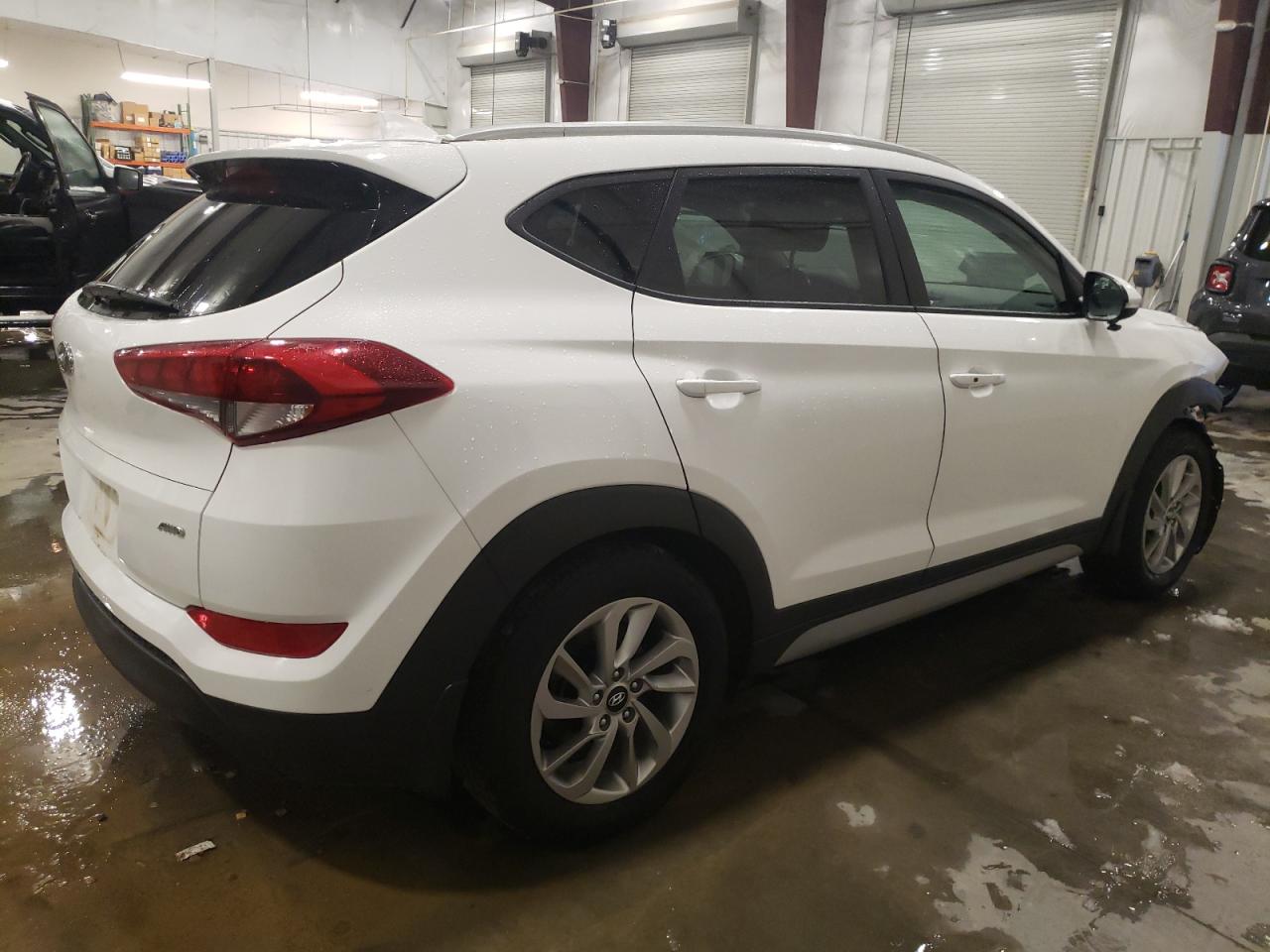 2018 Hyundai Tucson VIN KM8J3CA49JU603677 Copart auction photo, front end damage thumbnail 3