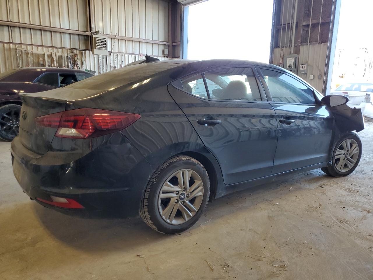 2020 Hyundai Elantra VIN 5NPD84LF0LH560951 Copart auction photo, front end / hail damage thumbnail 3