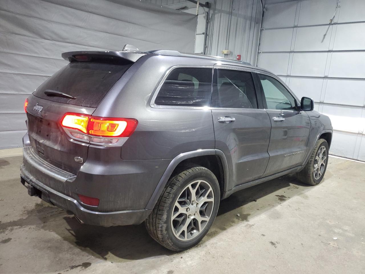 2021 Jeep Grand Cherokee VIN 1C4RJFCG7MC669550 Copart auction photo, rear end / minor dent/scratches damage thumbnail 3