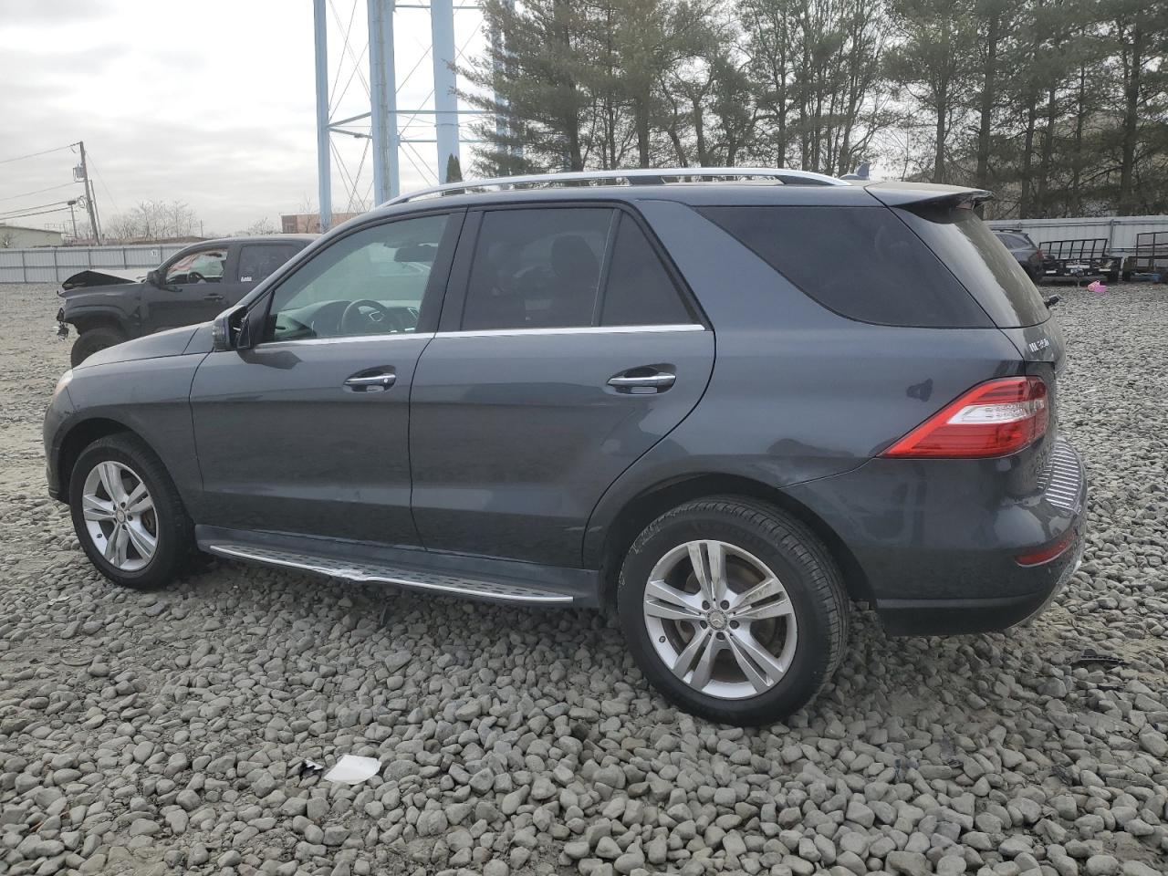 2015 Mercedes-Benz M-klasse VIN 4JGDA5HB0FA574100 Copart auction photo, rear end / side damage thumbnail 2