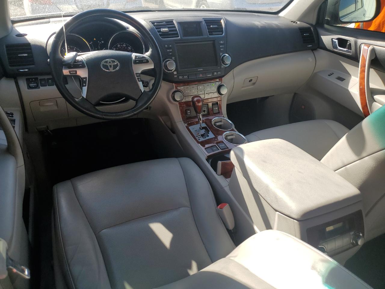 2012 Toyota Highlander VIN 5TDYK3EH6CS053719 Copart auction photo, front end damage thumbnail 8