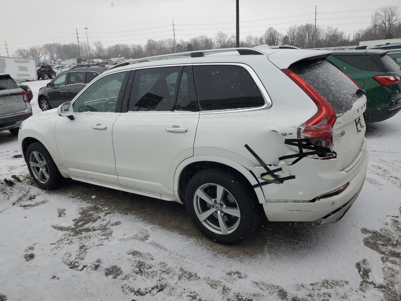 2016 Volvo XC90 VIN YV4102XK5G1072286 Copart auction photo, rear end damage thumbnail 2