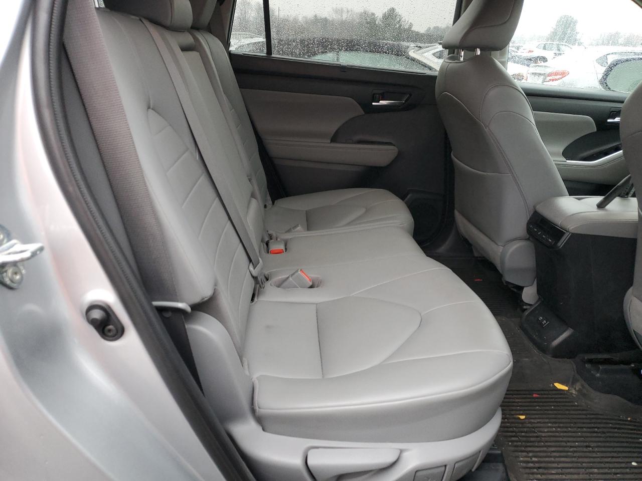 2020 Toyota Highlander VIN 5TDGBRCH4LS506673 Copart auction photo, rear end damage thumbnail 12