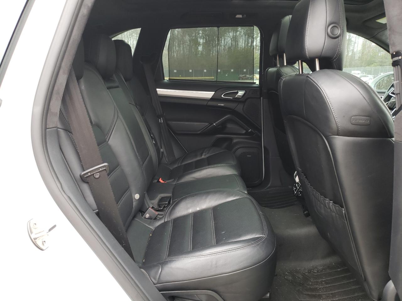 2016 Porsche Cayenne VIN WP1AD2A26GLA72543 Copart auction photo, front end / rear end damage thumbnail 11