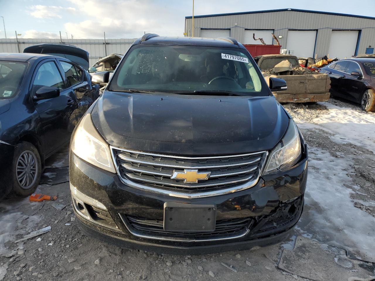2017 Chevrolet Traverse VIN 1GNKRGKD7HJ172479 Copart auction photo, front end / minor dent/scratches damage thumbnail 5