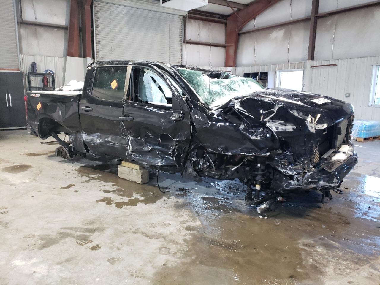 2022 Chevrolet Silverado VIN 1GCPDBEK5NZ586898 Copart auction photo, all over damage thumbnail 4