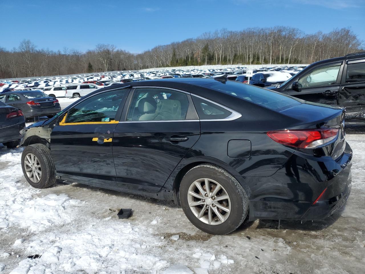 2019 Hyundai Sonata VIN 5NPE24AF2KH796153 Copart auction photo, front end / side damage thumbnail 2