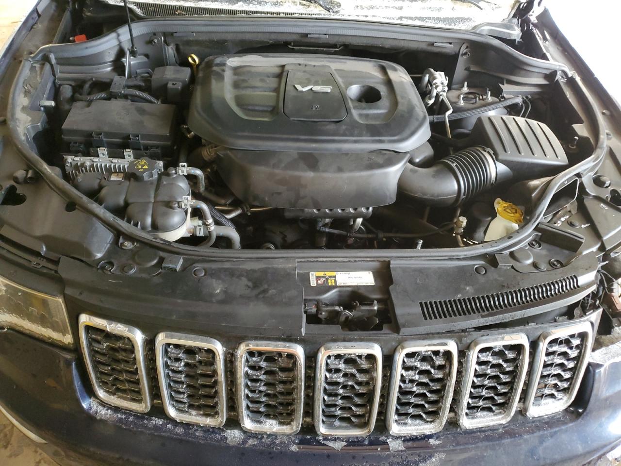 2018 Jeep Grand Cherokee VIN 1C4RJFBG3JC245327 Copart auction photo, front end / undercarriage damage thumbnail 12