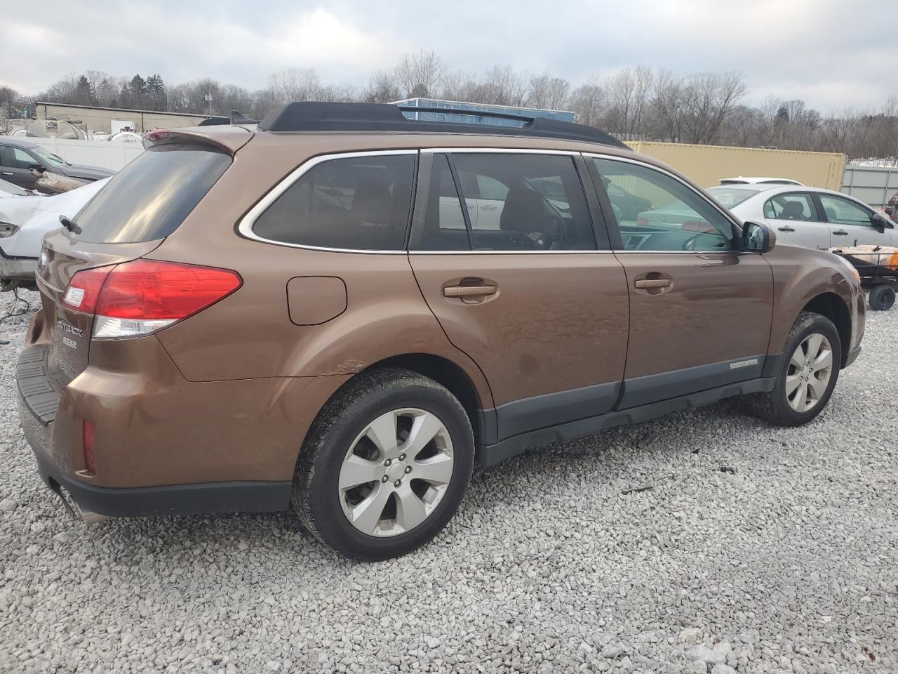 2011 Subaru Outback VIN 4S4BRBHC9B3380977 Copart auction photo, rear end / undercarriage damage thumbnail 3