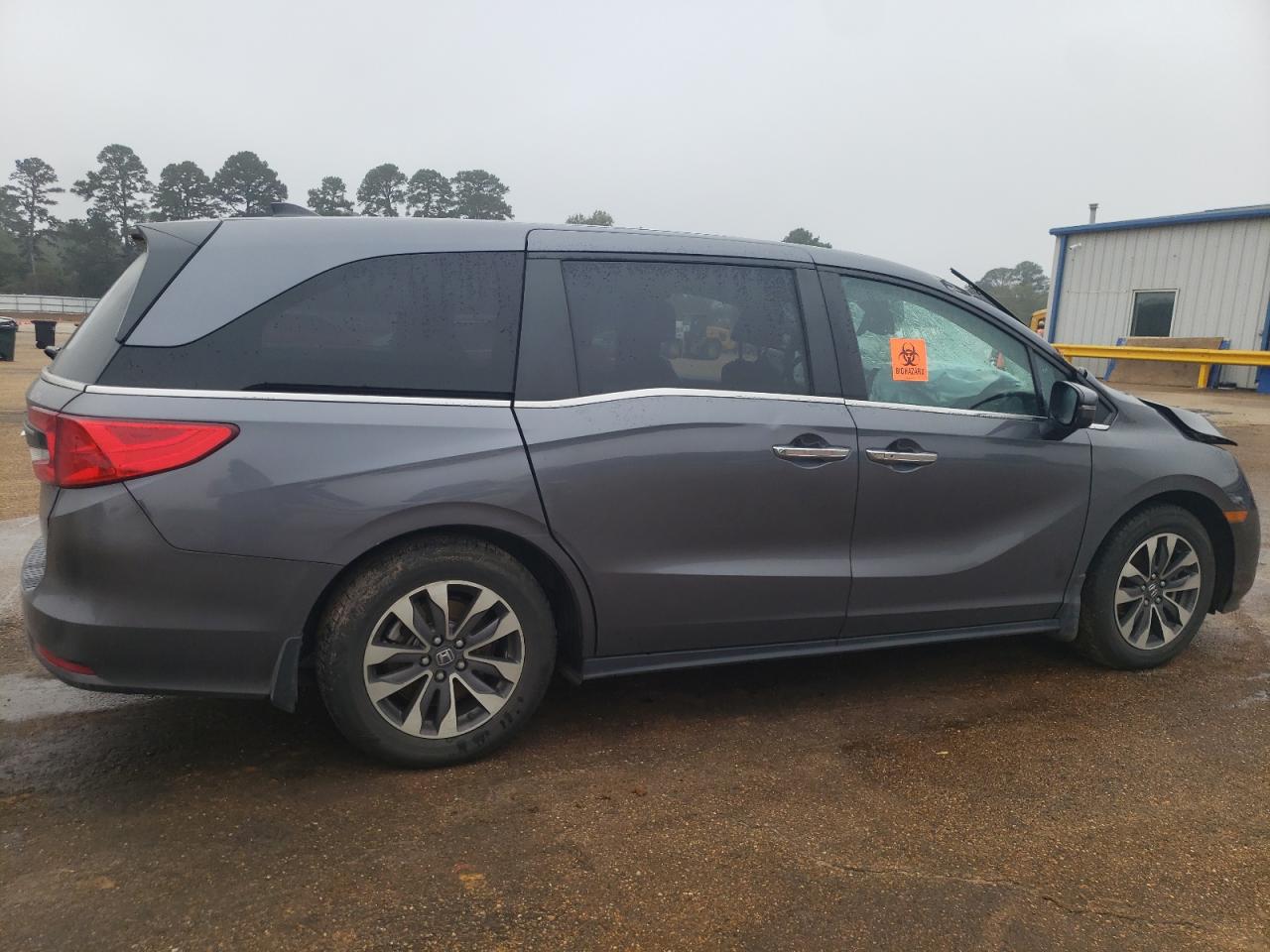 2022 Honda Odyssey VIN 5FNRL6H75NB009210 Copart auction photo, front end / minor dent/scratches damage thumbnail 3