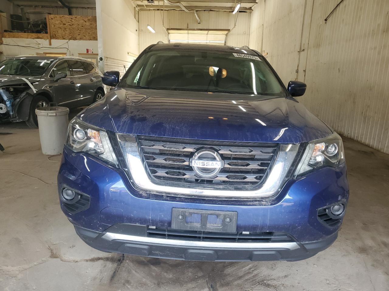 2017 Nissan Pathfinder VIN 5N1DR2MM7HC911576 Copart auction photo, side / rear end damage thumbnail 5