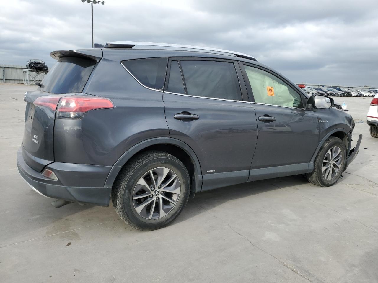 2016 Toyota RAV 4 VIN JTMRJREV8GD047678 Copart auction photo, front end damage thumbnail 3