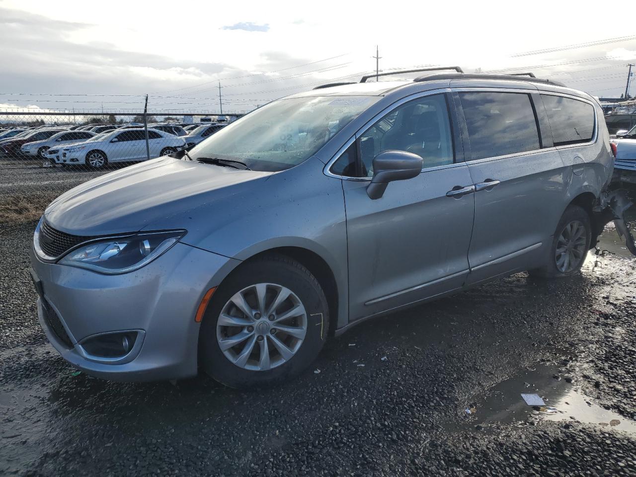 2017 Chrysler Pacifica VIN 2C4RC1BG9HR539460