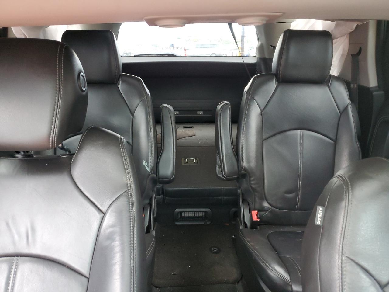 2016 GMC Acadia VIN 1GKKRRKDXGJ273149 Copart auction photo, side / front end damage thumbnail 10