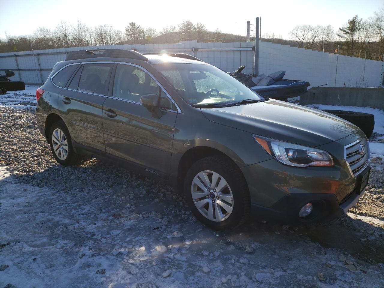 2015 Subaru Outback VIN 4S4BSALC9F3346372 Copart auction photo, rear end / minor dent/scratches damage thumbnail 4