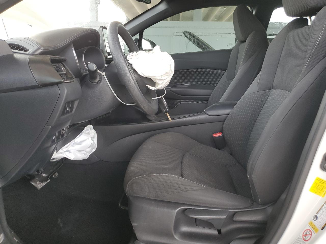 2019 Toyota C-HR VIN NMTKHMBX9KR097801 Copart auction photo, front end / minor dent/scratches damage thumbnail 7