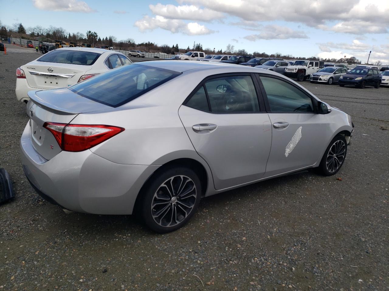 2014 Toyota Corolla VIN 2T1BURHE3EC043052 Copart auction photo, front end damage thumbnail 3