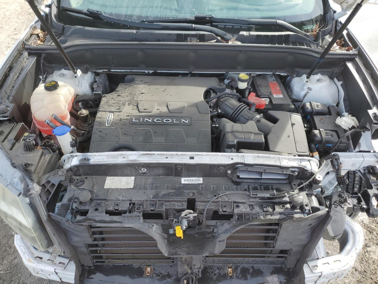 2017 Lincoln MKX VIN 2LMPJ6LRXHBL37214 Copart auction photo, front end damage thumbnail 12