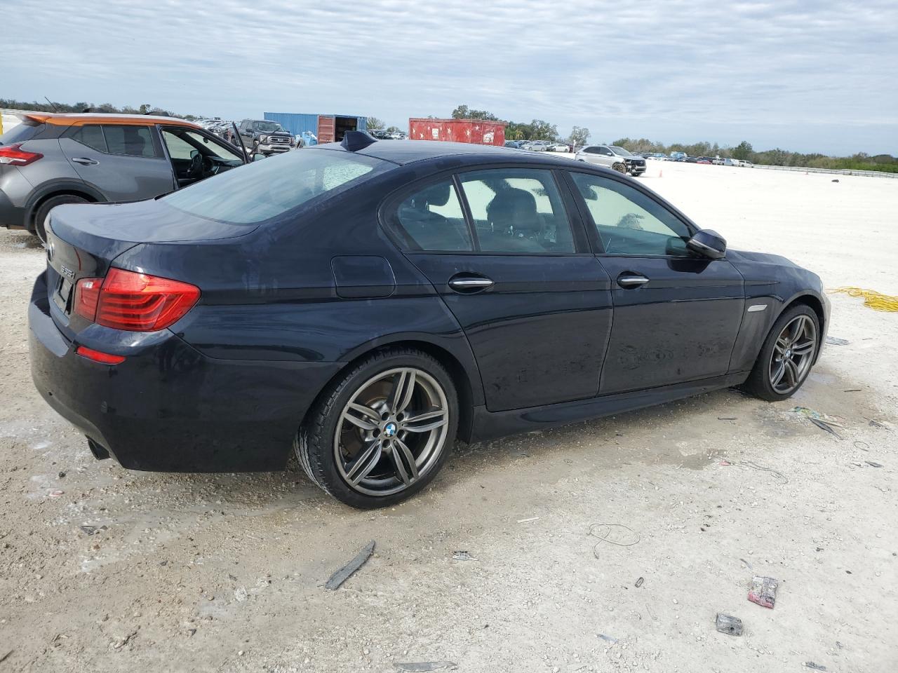 2016 BMW 5er VIN WBA5B3C50GG256713 Copart auction photo, water/flood damage thumbnail 3