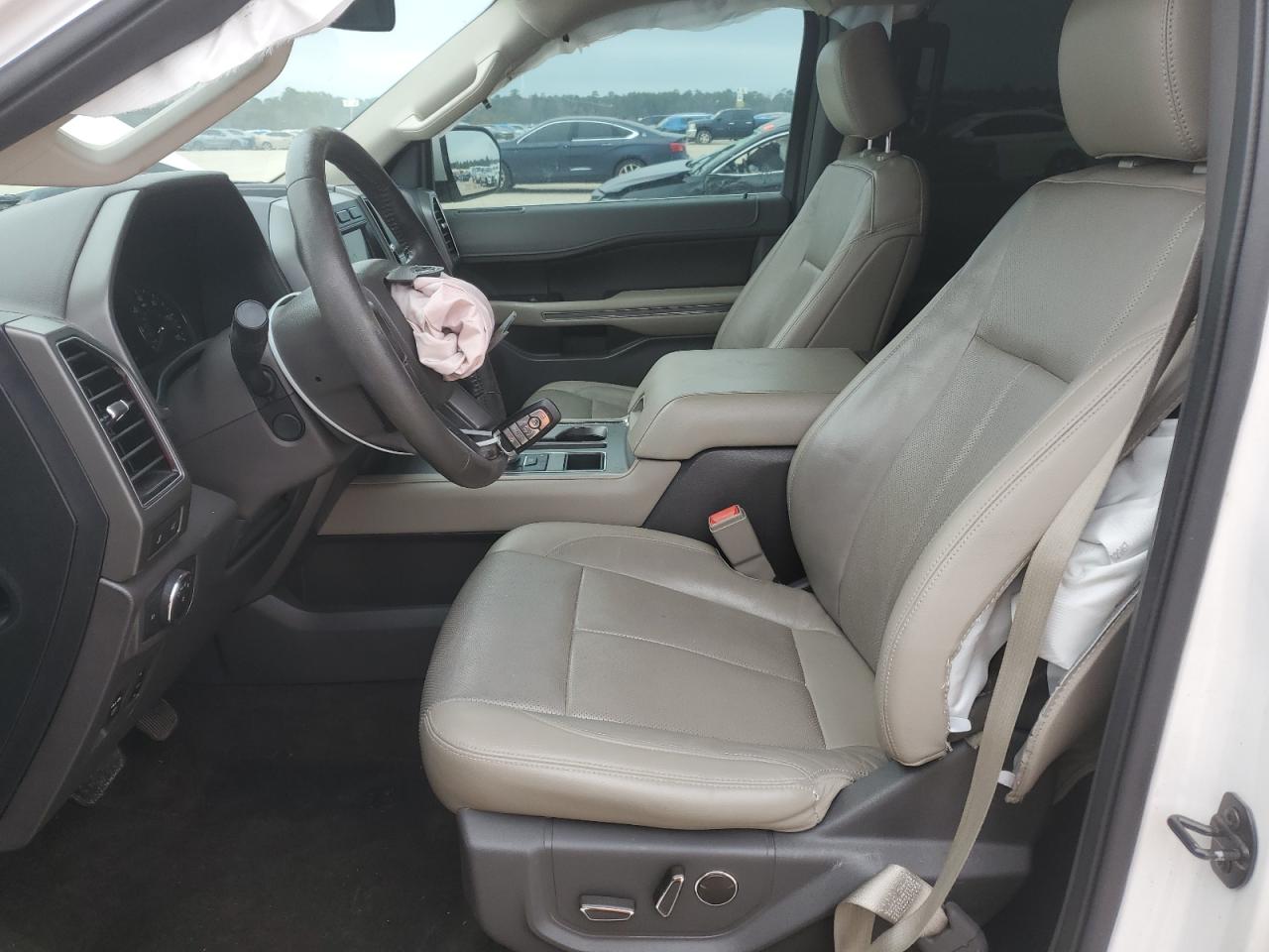 2018 Ford Expedition VIN 1FMJU1HT0JEA63693 Copart auction photo, front end damage thumbnail 7