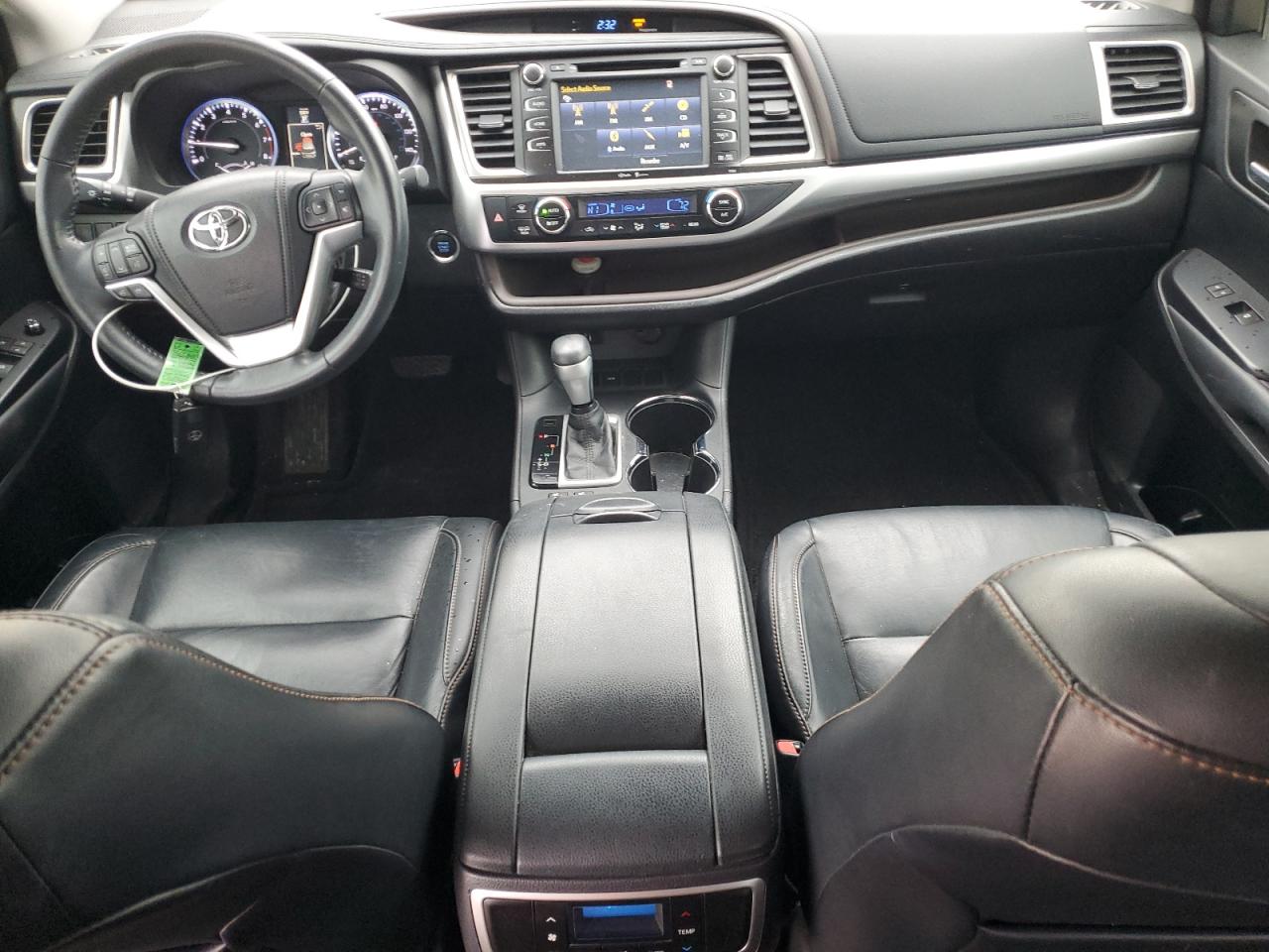 2015 Toyota Highlander VIN 5TDKKRFH4FS053424 Copart auction photo, front end damage thumbnail 8