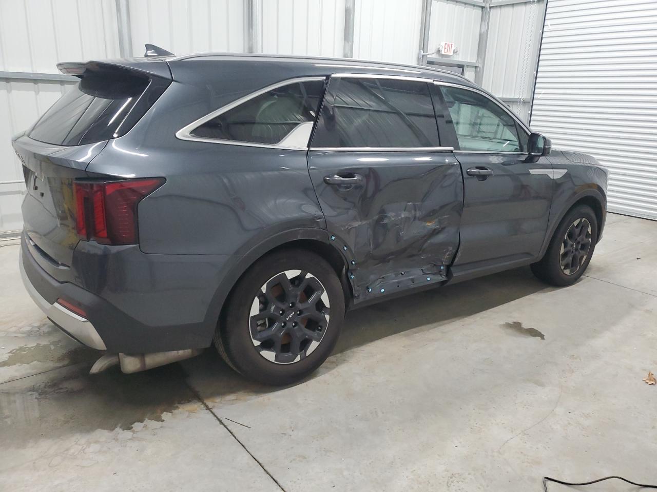 2024 KIA Sorento VIN 5XYRL4JC7RG278772 Copart auction photo, side / all over damage thumbnail 3